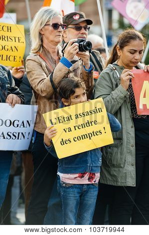 Demonstrators Protesting Against Turkish President Erdogan Policy