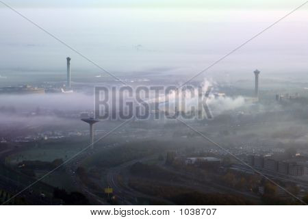 Letiště pod Smog