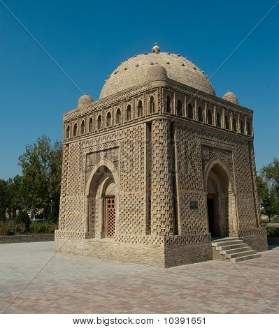 Abdülkerim'ın Türbesi