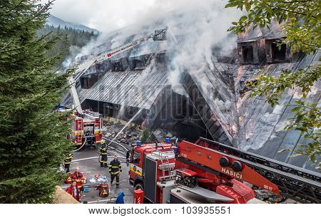 Fight Fire At Hotel Junior Jasna, Slovajkkia