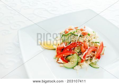 salad with chicken