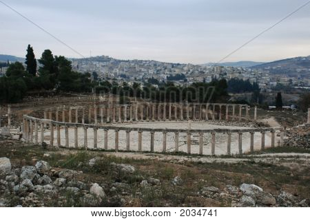 ละครสัตว์ซากปรักหักพังของ Jerash ใน Joran เหนือ