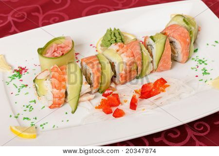 Sushi sulla piastra