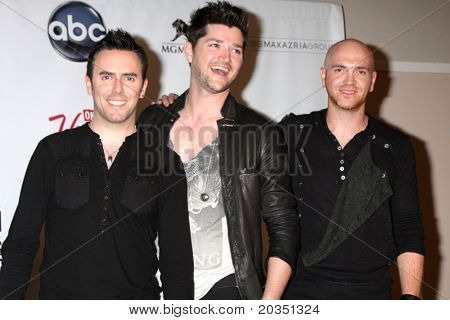 LAS VEGAS - 22 maja: Glen Power, Danny O'Donoghue, Mark Sheehan zespołu The Script w prasie 