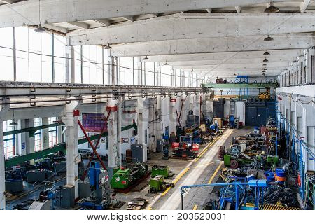 Industry Factory Iron Works Steel And Machine Parts Modern Indoor Hall For Assambly