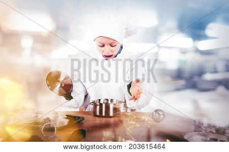 Little chef is surprised by the experiments he makes in the kitchen