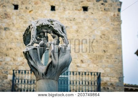 She-wolf and Romulus and Remus statue in Siena