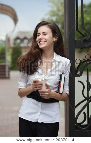 Realtor สาวใกล้บ้าน