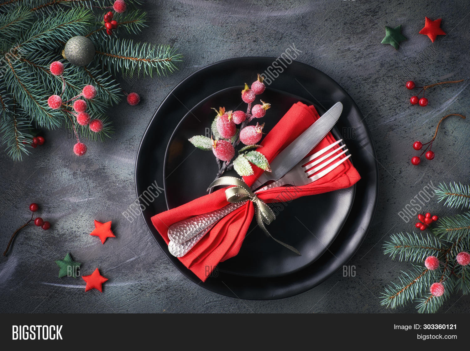 Christmas Table Setup Image & Photo (Free Trial) | Bigstock