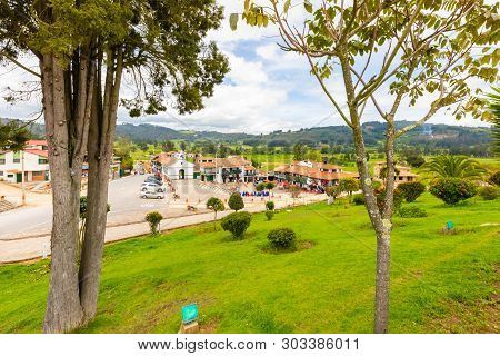 Paipa Colombia May 23 In Paipa Village Tourist Visit The Vargas Monument That Reminds The Battle Fou