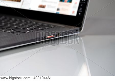 Sd Card Inserted In Laptop Integrated Card Reader