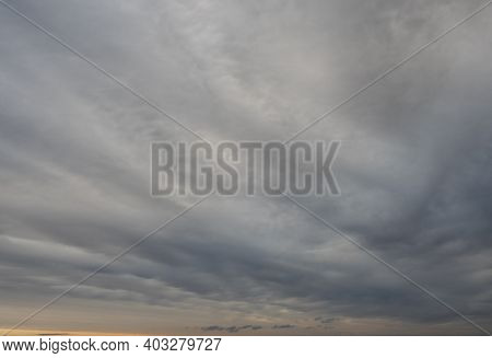 Dramatic Morning-sky For Sky Replacement, 17mm Mft, Wide-angle