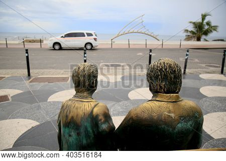 Sculpture Of Jorge Amado And Zelia Gattai