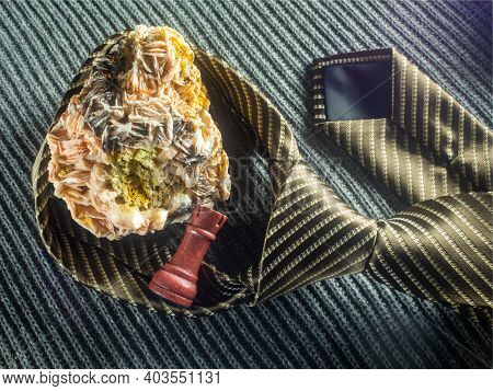 Erythrite, Tie And Rook And Lined Background