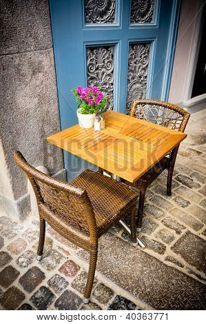 Vintage Old Fashioned Cafe chaises avec Table à Copenhague, Danemark