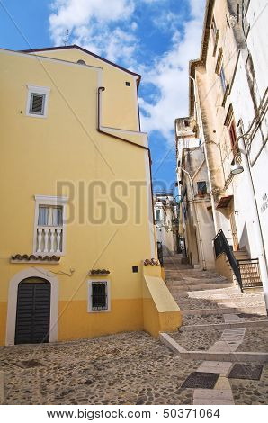 Alleyway. Rodi Garganico. Puglia. Italy.