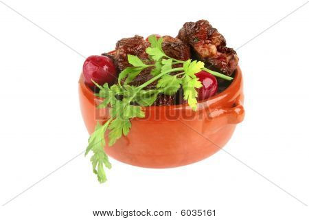 Carne de res en olla con verduras