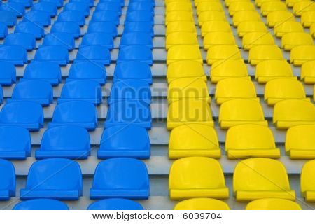 Sininen ja keltainen stadion istuimet