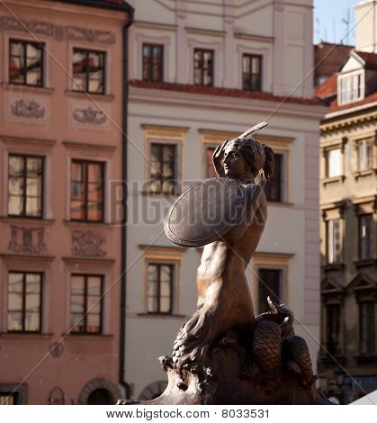 Havfrue Statue Warszawa
