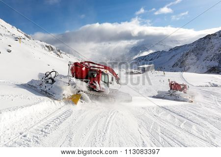 Piste Basher