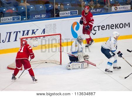 Alexey Makeev (91) In Action
