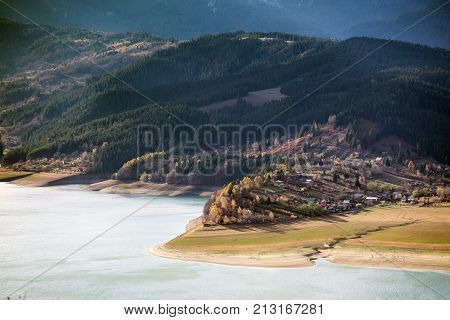 View Of The Lake Becas