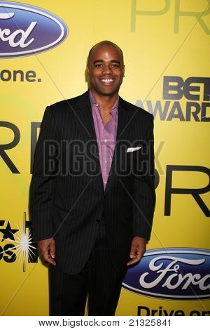 LOS ANGELES - 25 JUN: Jamal Simmons arrivando alla 5a annuale cena Pre-BET legatoria di libro su Ju