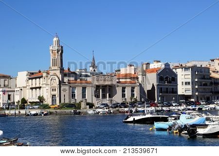 Sete, Herault, France  - Aug 21 2017: The Canal Quayside In Sete, Languedoc, France, Showing The Imp