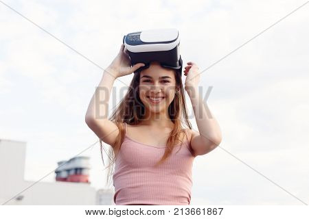 Amazed Young Beautiful Girl Using New Vr Technology
