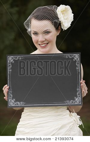 Novia y el tablero en blanco