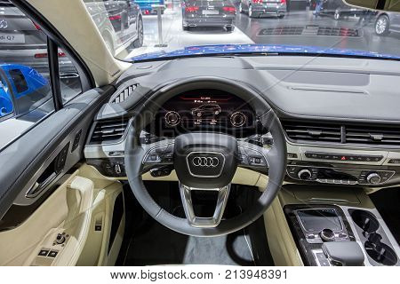 Audi Q7 Car Interior Dashboard