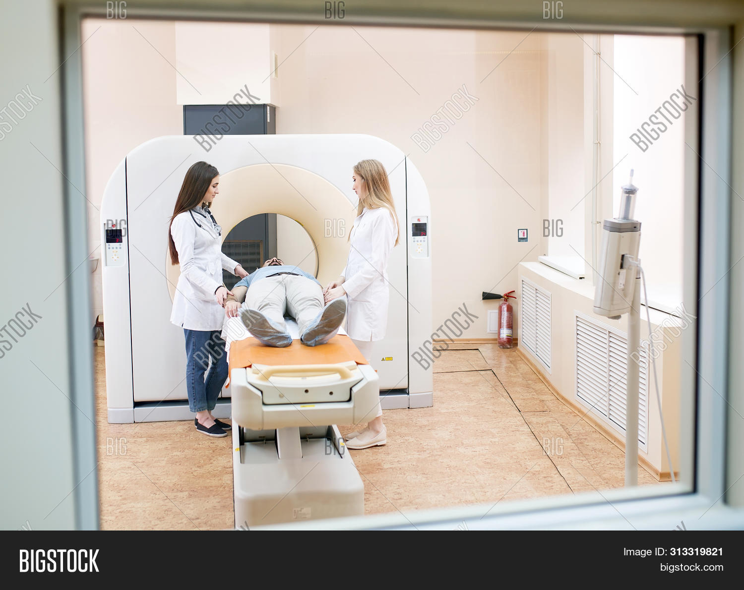 Mri Machine Screens Image & Photo (Free Trial) | Bigstock