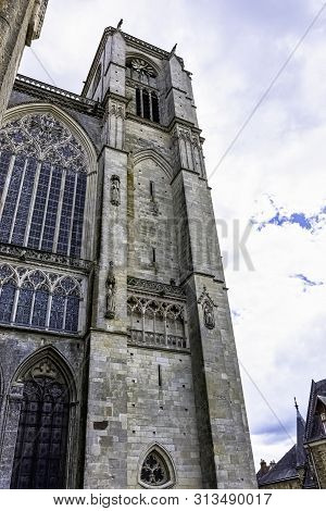 Le Mans, Maine, France - May 28: Cathedral Of Saint Julian (cathedrale St-julien Du Mans) On 28 May 