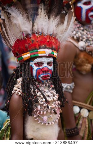 Mount Hagen, Papua New Guinea - August 15, 2018: Tribes At The Mt Hagen Cultural Show In Papua New G