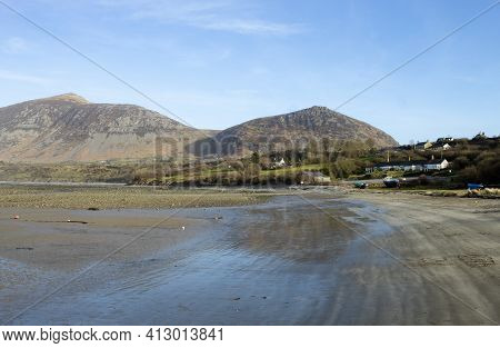 Trefor Beach, Wales. Secluded Bay Near Snowdonia On The Llyn Peninsula On A Sunny, Bright Spring Day