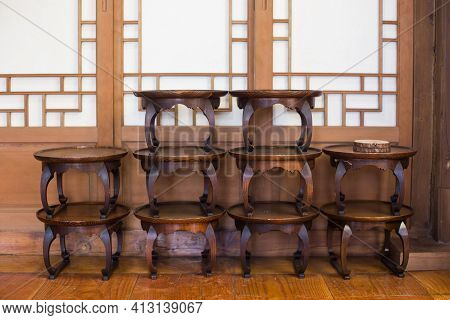 Korean Traditional Small Portable Dining Table With Cabrioles.