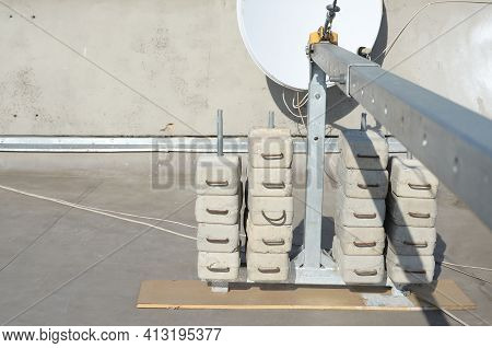 Counter Weight Or Weight Balance Concrete Blocks Or Bricks As Part Of Suspended Wire Rope Platform F