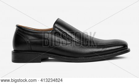 Black leather slip-on men's shoes fashion