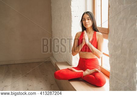 Fit Athletic Woman Doing Yoga, Self Control. Beautiful Women Working Out In Gym Together. Intense Fi