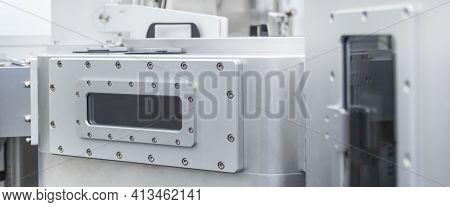 Part Of Chamber Vacuum Device Industrial Equipment Silver Color Of Research And Development Laborato