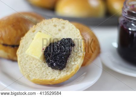 Fluffier And Softer Brioche Buns, A French Yeast Bread Enriched With Milk, Butter And Eggs. Sliced I