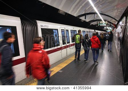 Metro de Roma