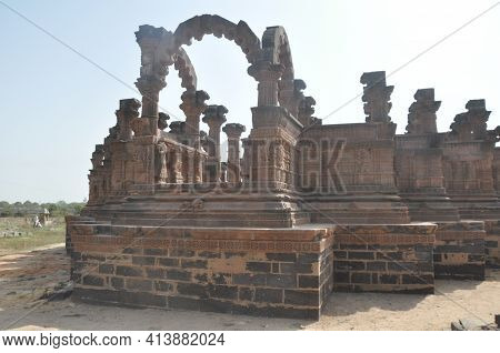 Ancient Indian Architecture. Ancient Architecture Design, Ancient Wall Pattern, Ancient Hindu Archit