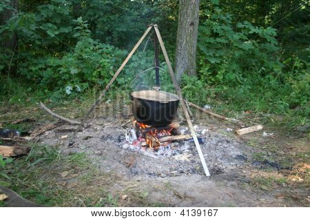 Chaleira de acampamento turístico