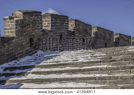 Neve que cobre a grande muralha da China