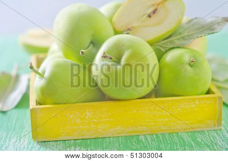 green apple
