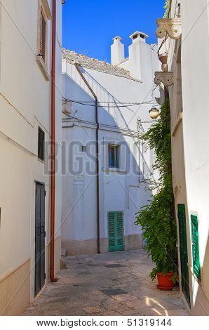 Alleyway. Noci. Puglia. Italy.