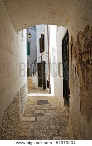 Alleyway. Noci. Puglia. Italy.