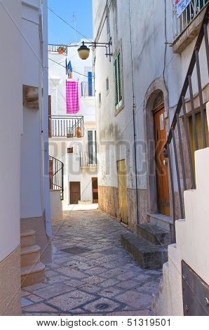 Alleyway. Noci. Puglia. Italy.