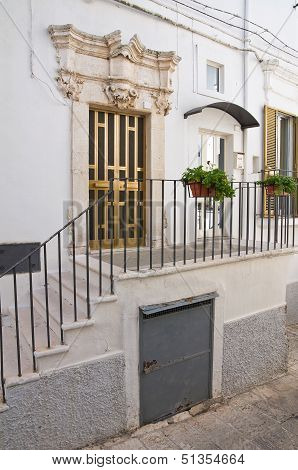 Alleyway. Noci. Puglia. Italy.